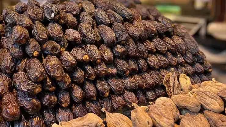 تصویر 3 از خرما پیارم درجه یک صادراتی با کیفیت تضمینی ویژه